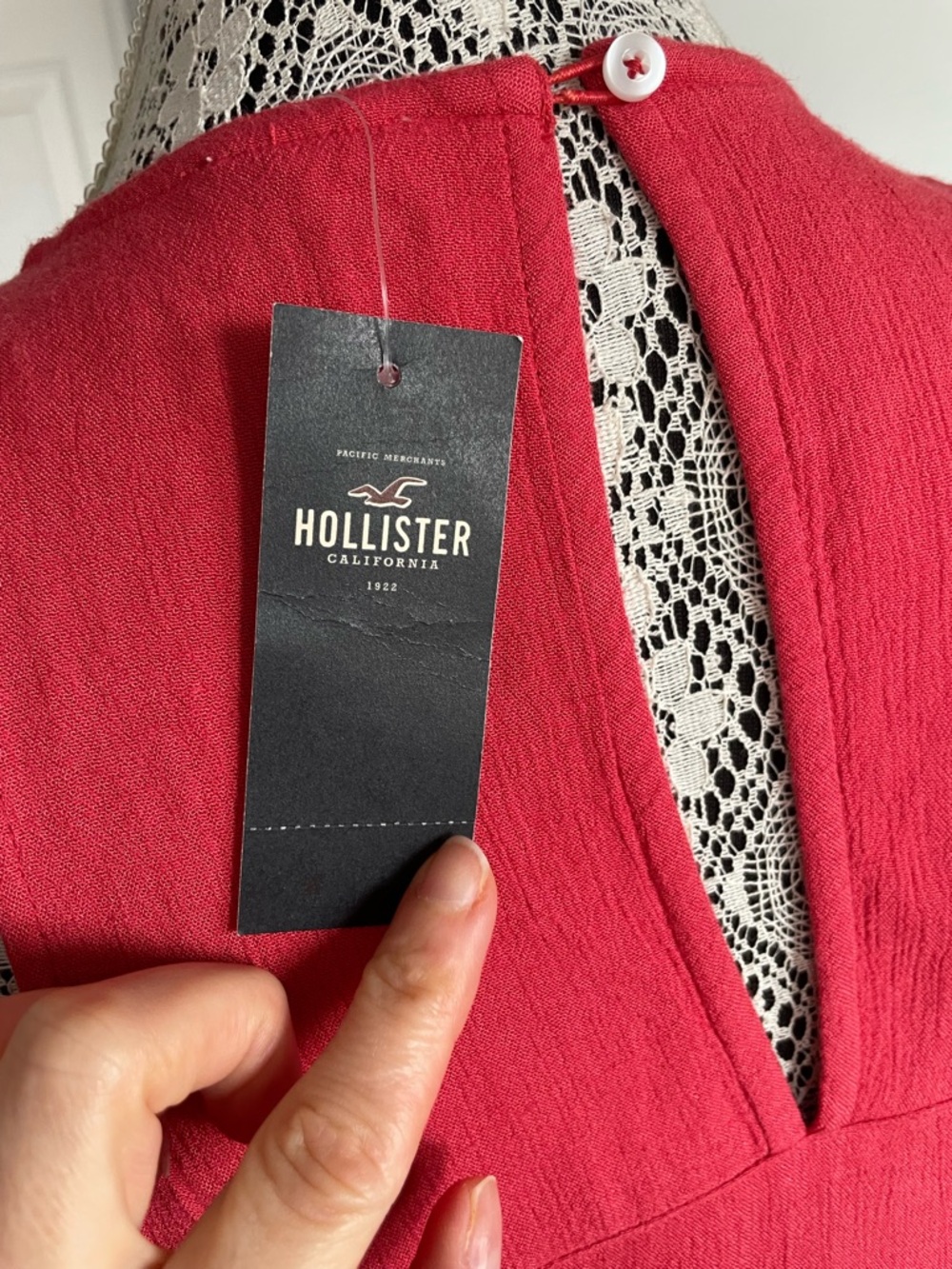 NWT Hollister Embroidered Boho Flowy A-Line Babydoll Crinkle Dress. Small - Picture 7 of 7